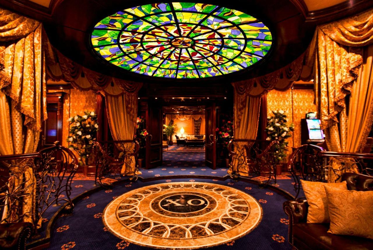 Multi Grand Pharaon Hotel Ptghni エクステリア 写真