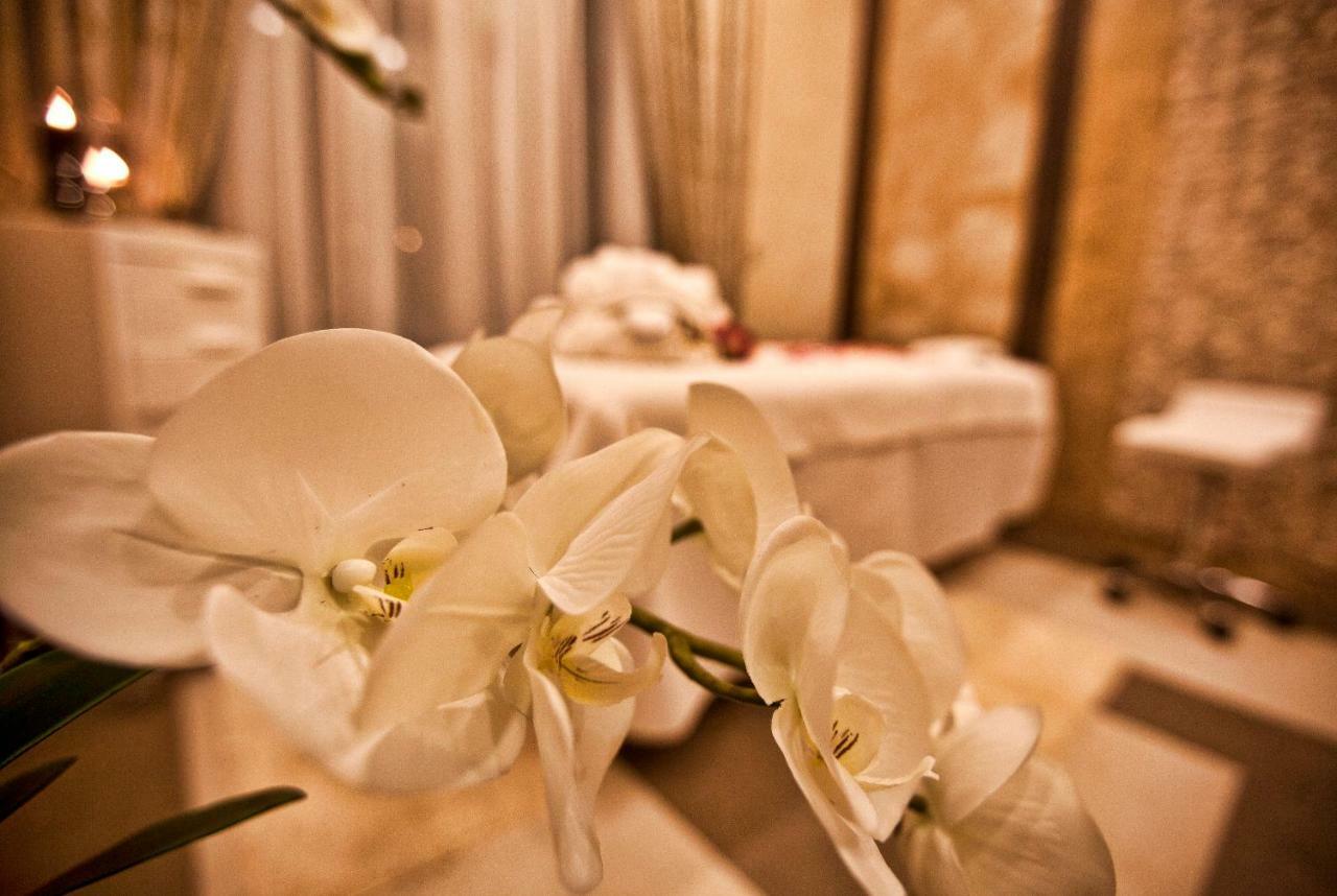 Multi Grand Pharaon Hotel Ptghni エクステリア 写真