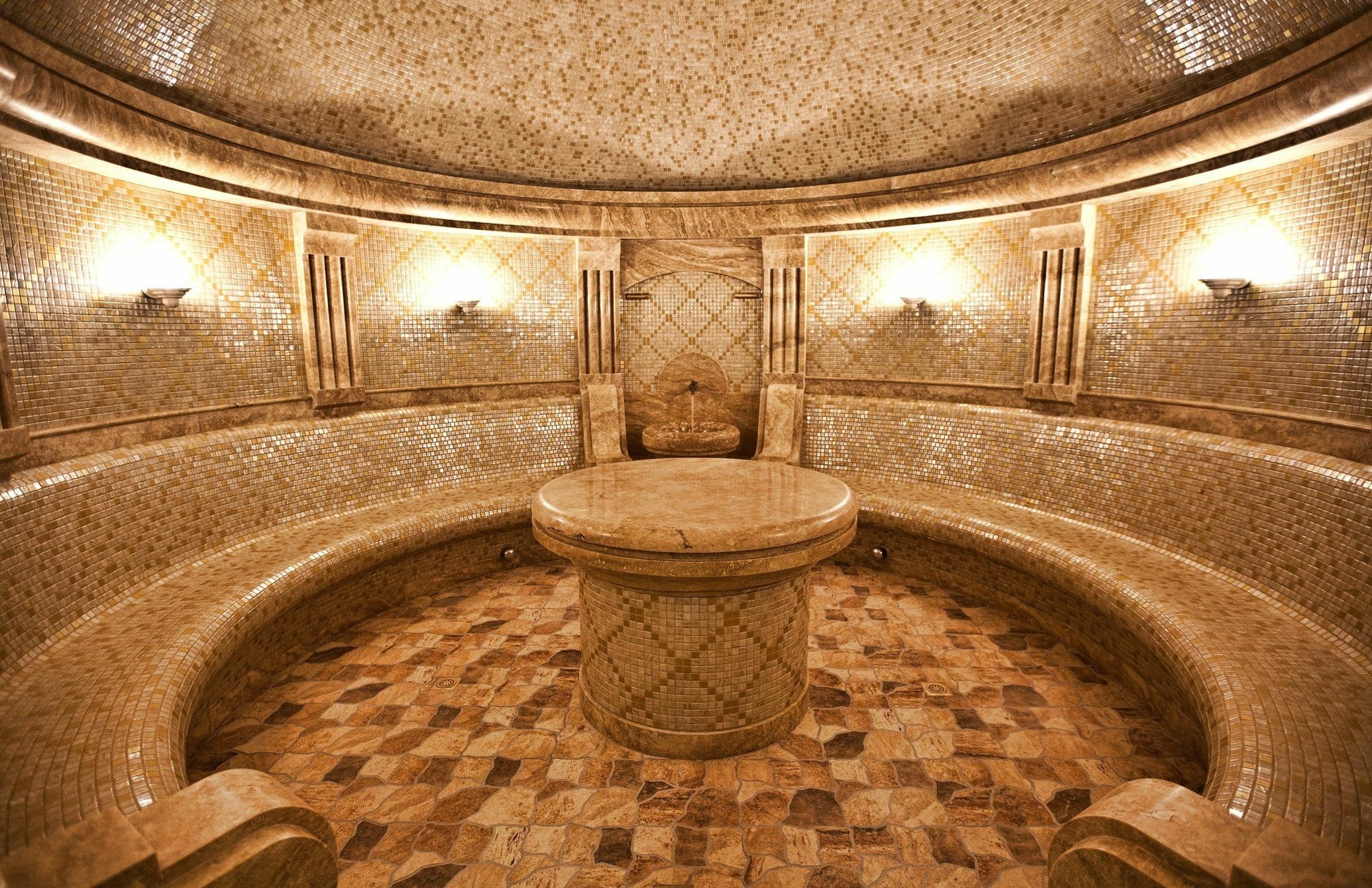 Multi Grand Pharaon Hotel Ptghni エクステリア 写真