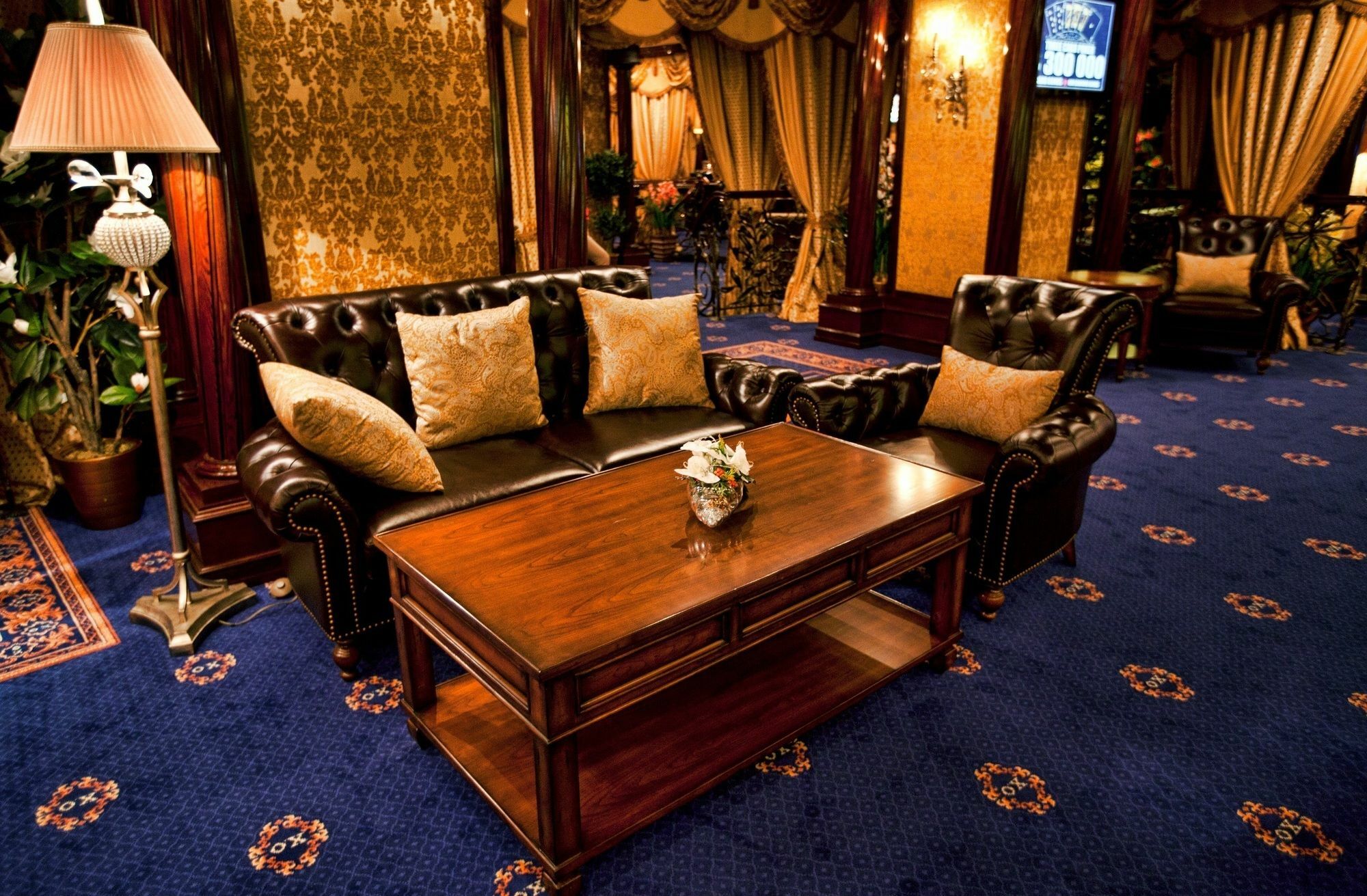 Multi Grand Pharaon Hotel Ptghni エクステリア 写真