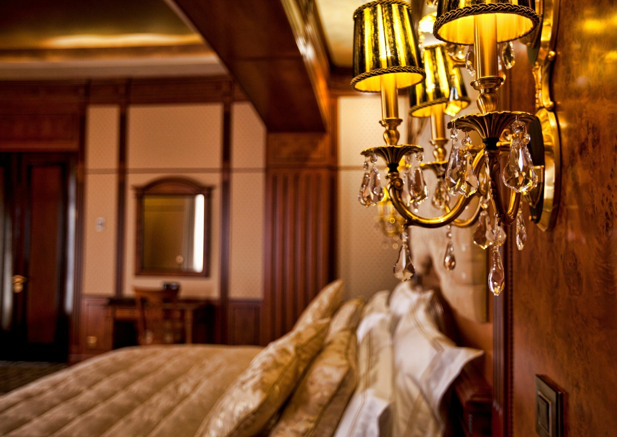 Multi Grand Pharaon Hotel Ptghni エクステリア 写真