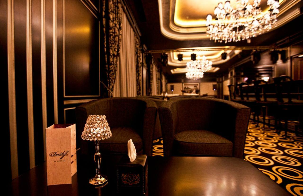 Multi Grand Pharaon Hotel Ptghni エクステリア 写真
